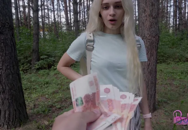 sex anime quái vật Dùng tiền gạ nện em ghệ hám tiền ngay trong rừng vắng vẻ